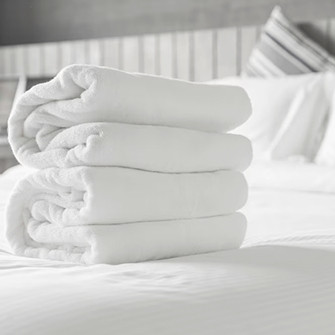 Törölközők, fürdőköntösök